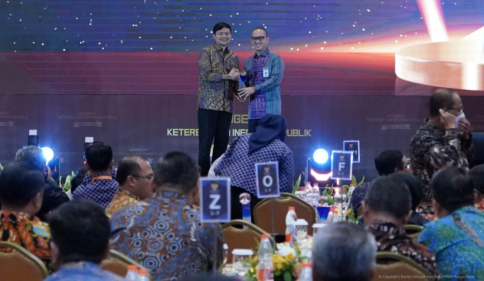 WhatsApp Image 2025 12 17 at 16.45.26